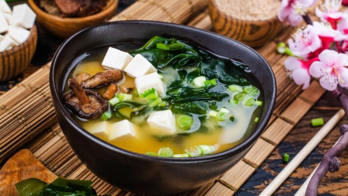 Canh rong biển thịt bằm